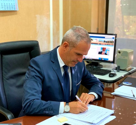 6faf95a407946923d692f4ddda792716_M